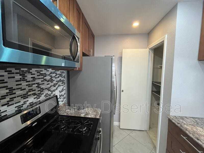 16404 Vista Roma Cir - Photo 5 of 14