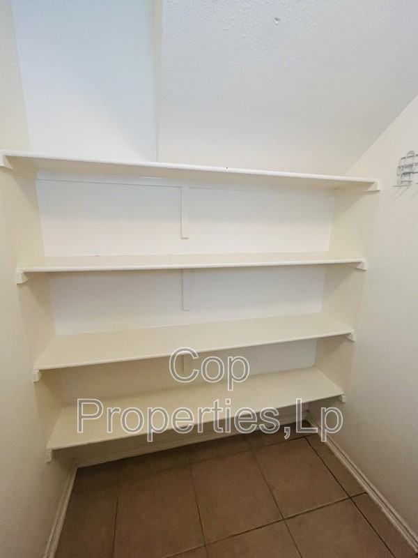 9819 Autumn Pl - Photo 3 of 8