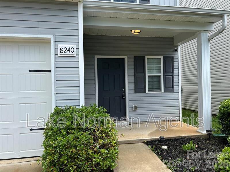 8240 Paw Valley Ln - Photo 3 of 20
