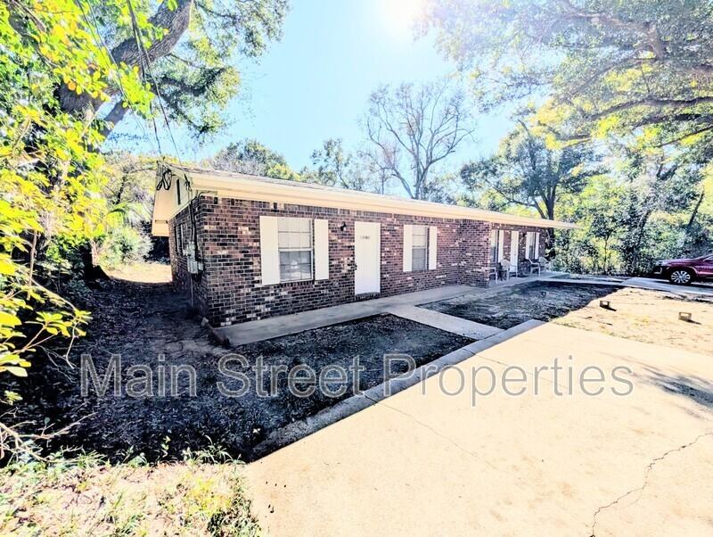 23 Redwood Cir #B - Photo 2 of 20