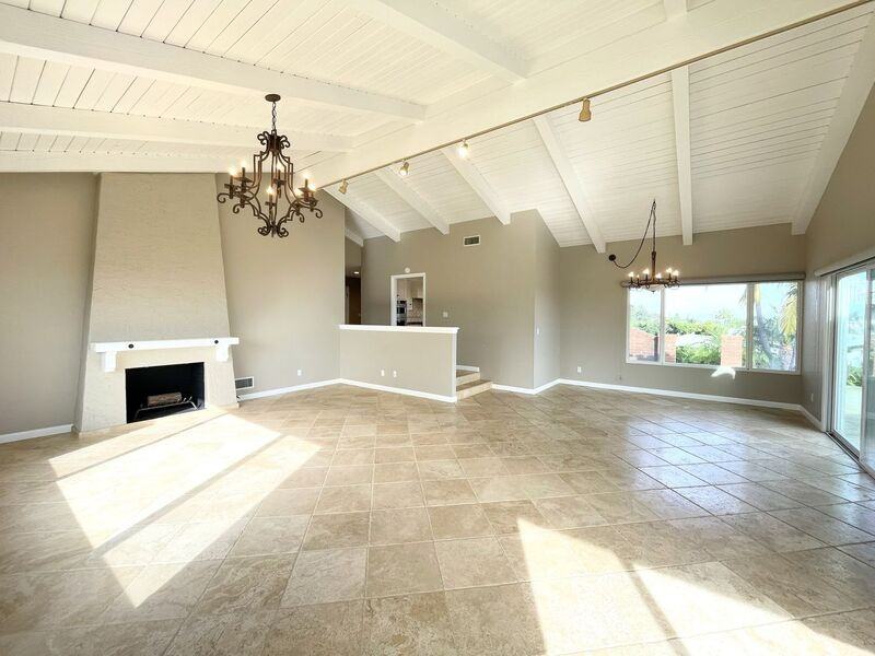 2300 Sparta Dr - Photo 4 of 21