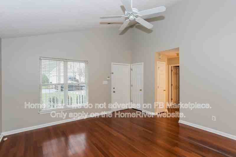 3609 Iris St - Photo 5 of 21