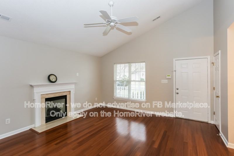 3609 Iris St - Photo 7 of 21