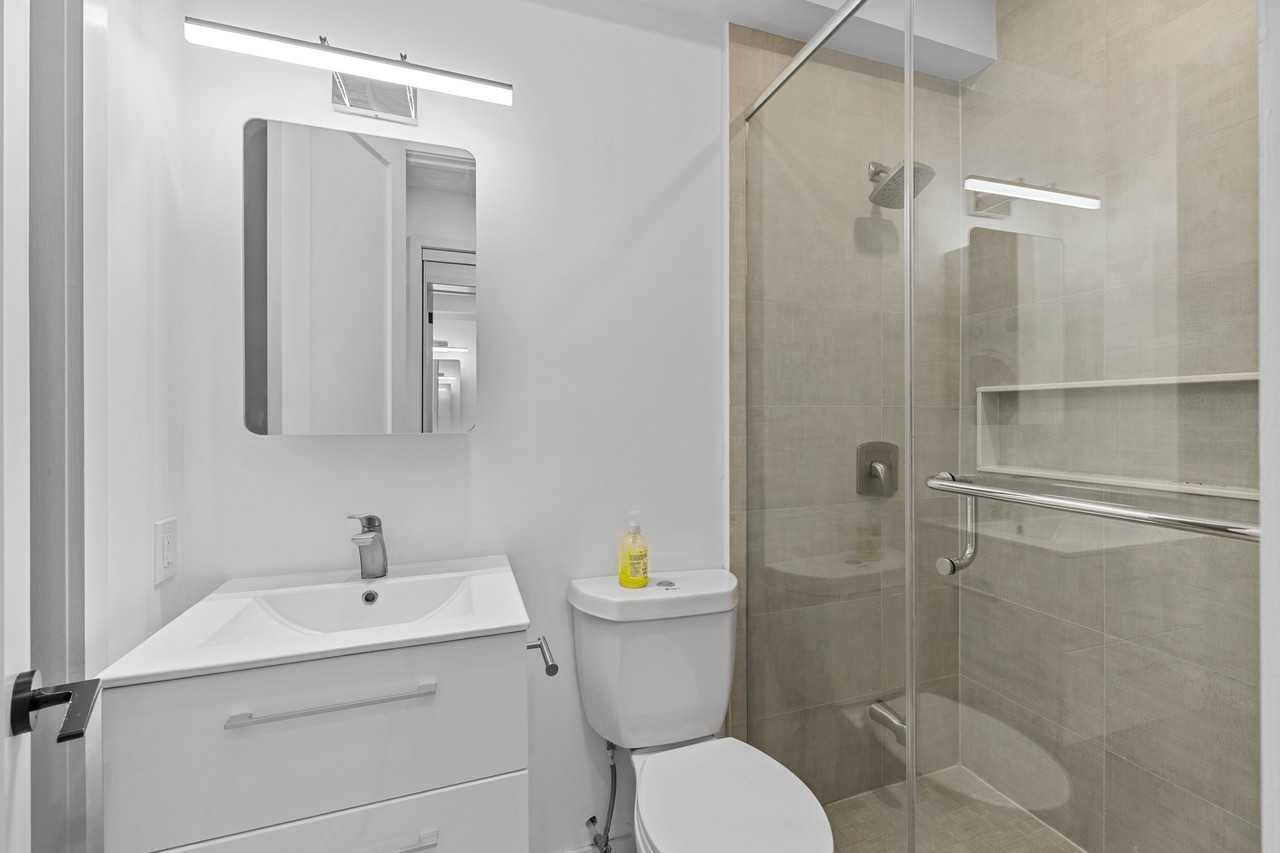 1989 Yonge Street #302 - Photo 6 of 14