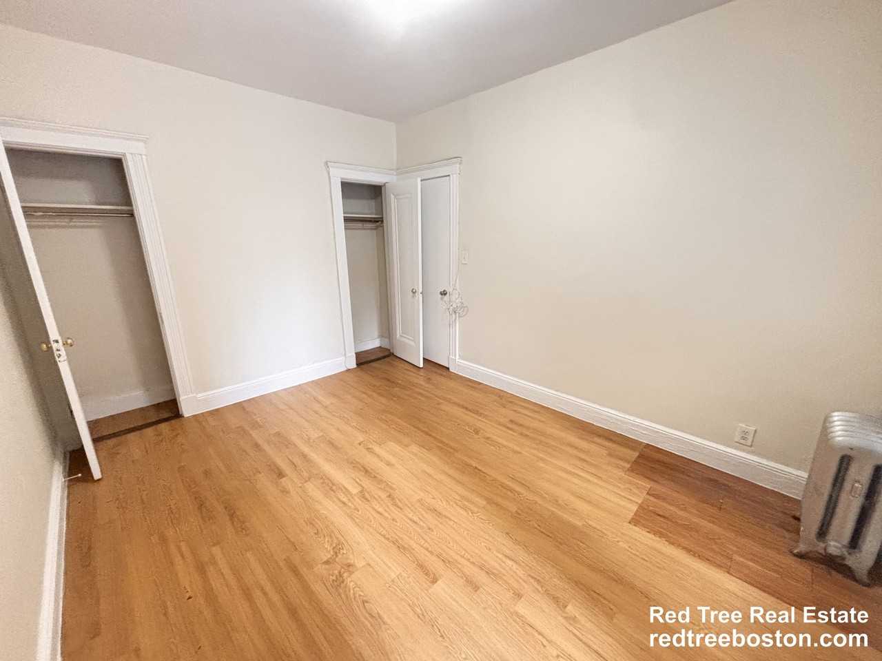 1810 Commonwealth Ave #1 - Photo 6 of 23