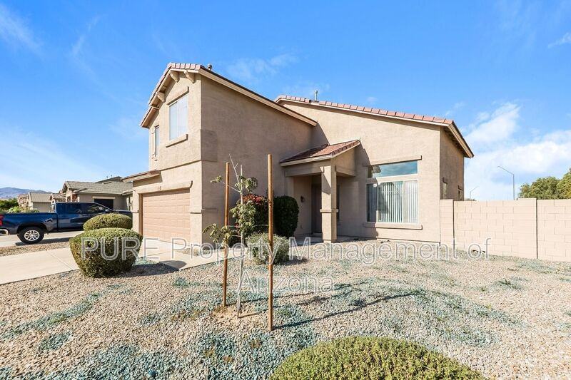 17914 W Caribbean Ln - Photo 2 of 30