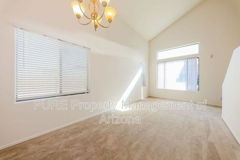 17914 W Caribbean Ln - Photo 7 of 30