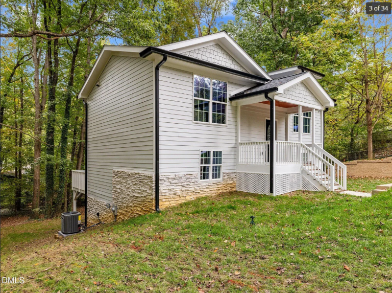 316 Howland Ave - Photo 3 of 19