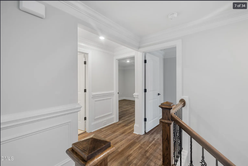 316 Howland Ave - Photo 5 of 19