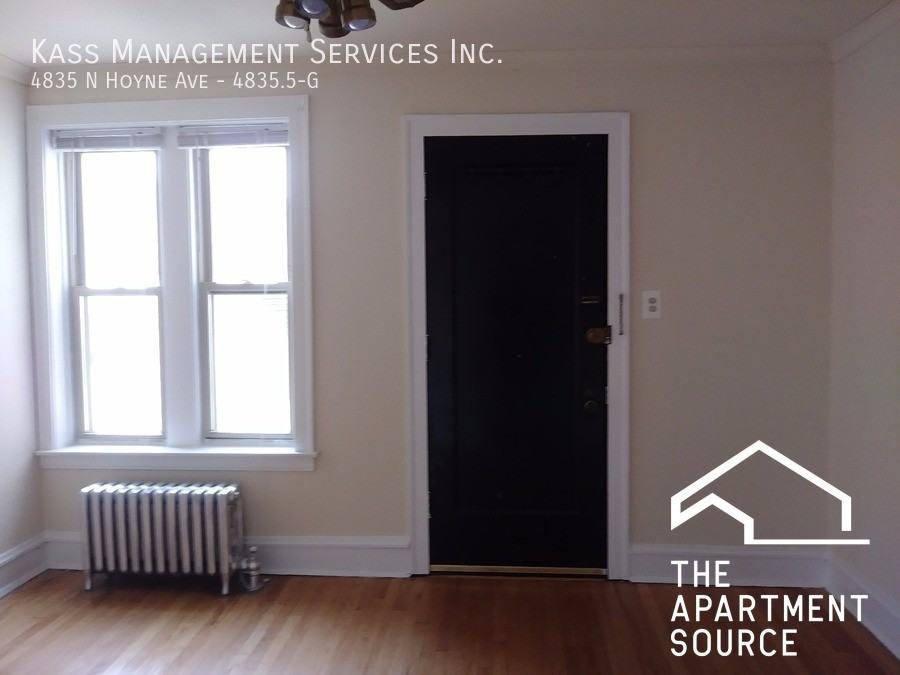 N Hoyne Ave #G - Photo 5 of 8