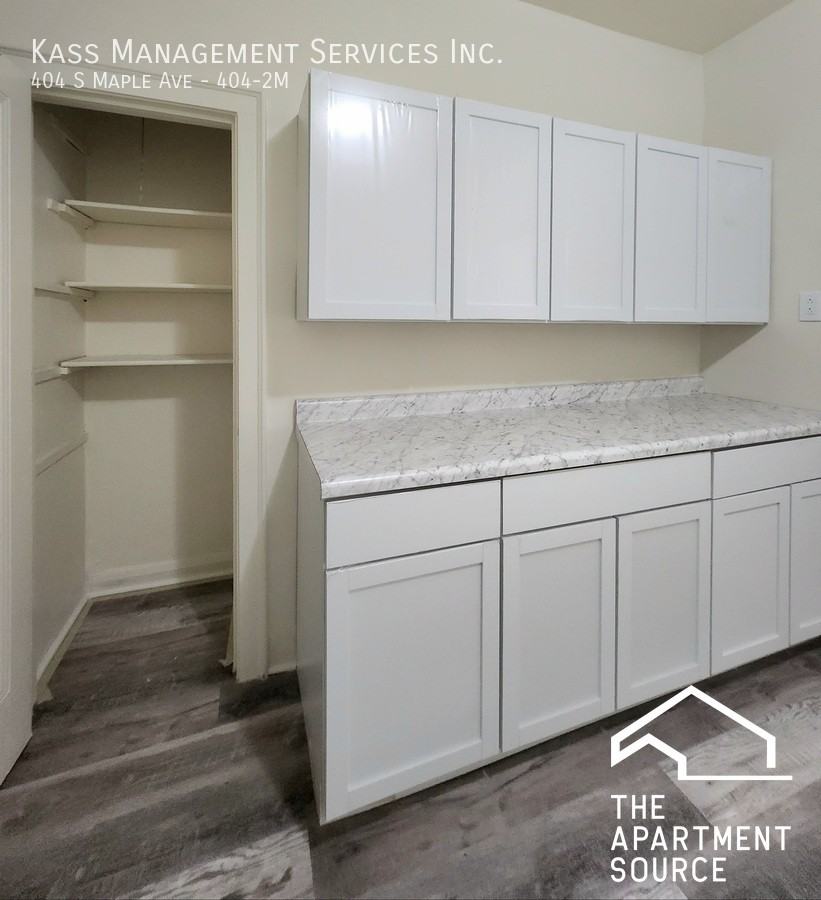 404 S Maple Ave #2M - Photo 2 of 14