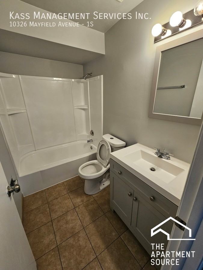 10326 Mayfield Ave #1S - Photo 6 of 6