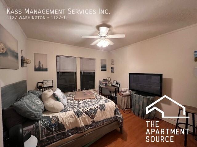 1127 Washington Blvd #1J - Photo 3 of 5