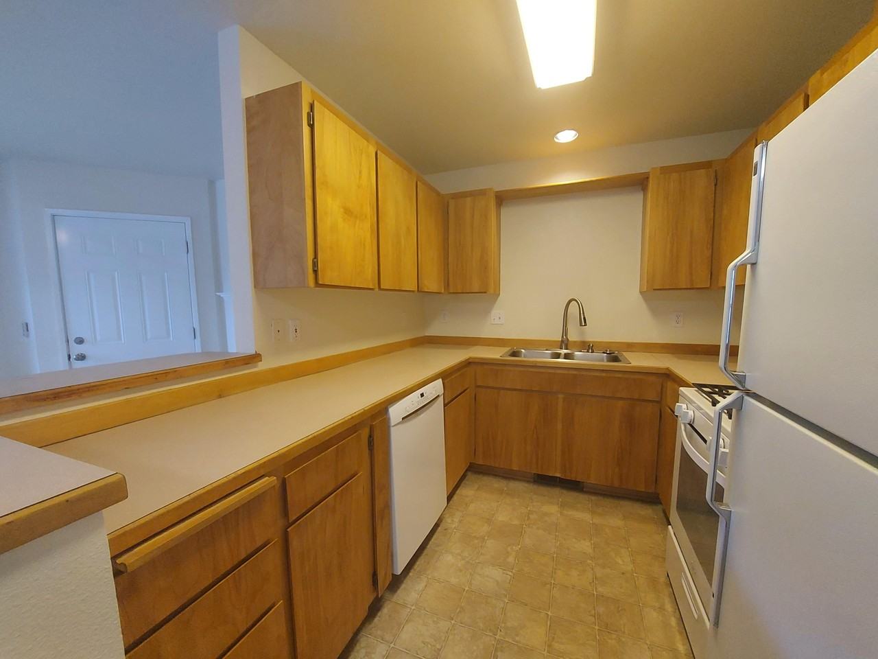 2024 Ne Rachel Ct #2 - Photo 5 of 18