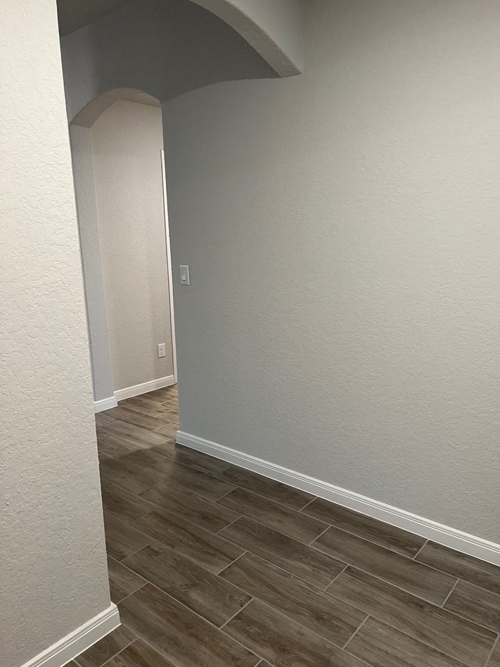 525 Sentry Valley St #NA - Photo 4 of 23