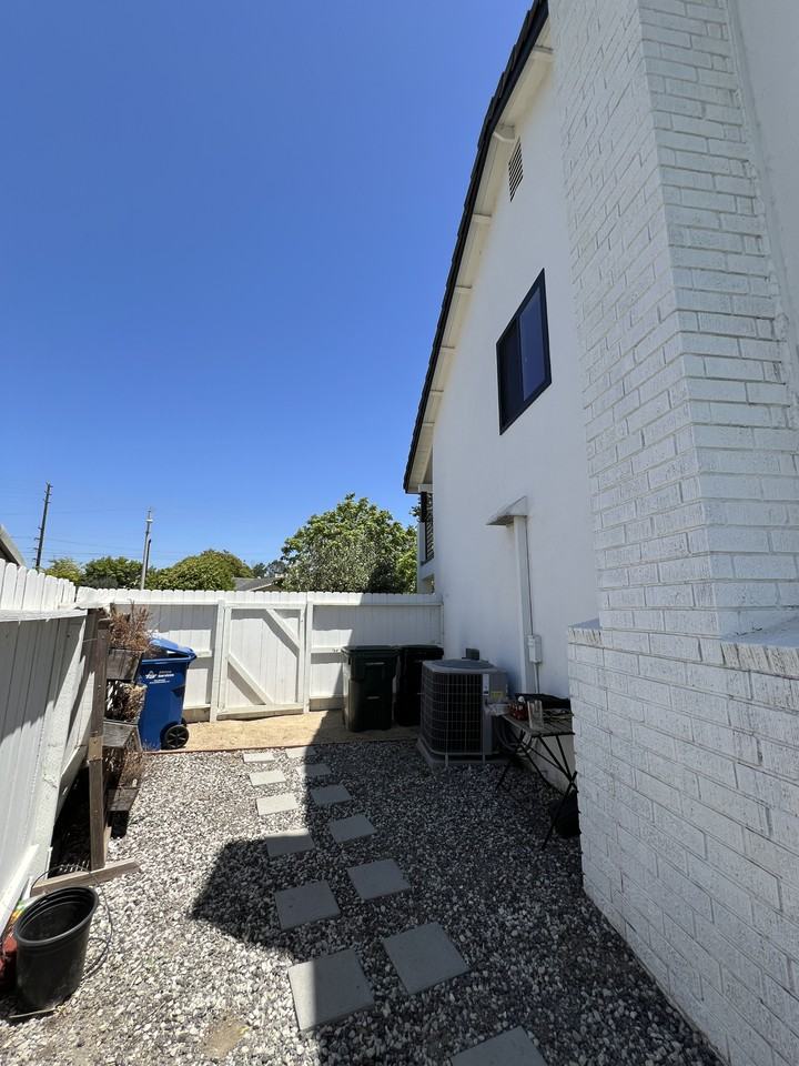 1863 Burleson Ave #NA - Photo 7 of 26