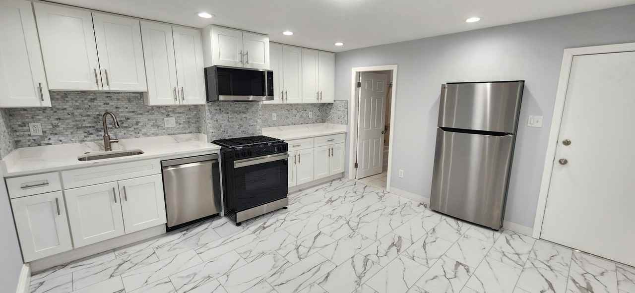 218 Princeton St #2 - Photo 2 of 16