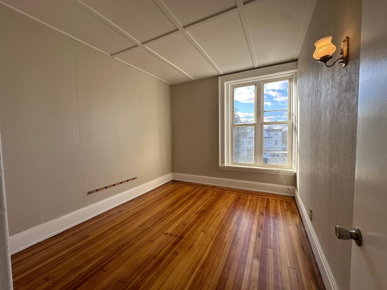 213 Pawling Ave #2 - Photo 4 of 13