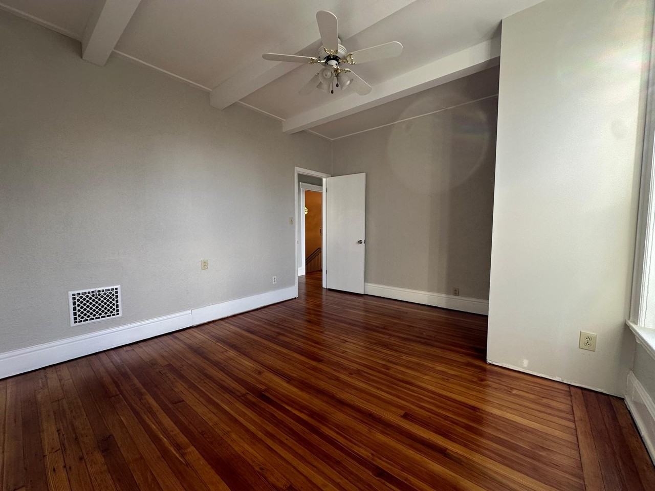 213 Pawling Ave #2 - Photo 7 of 13