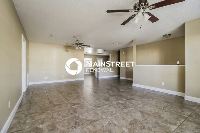 4775 Doreen Rd - Photo 3 of 16