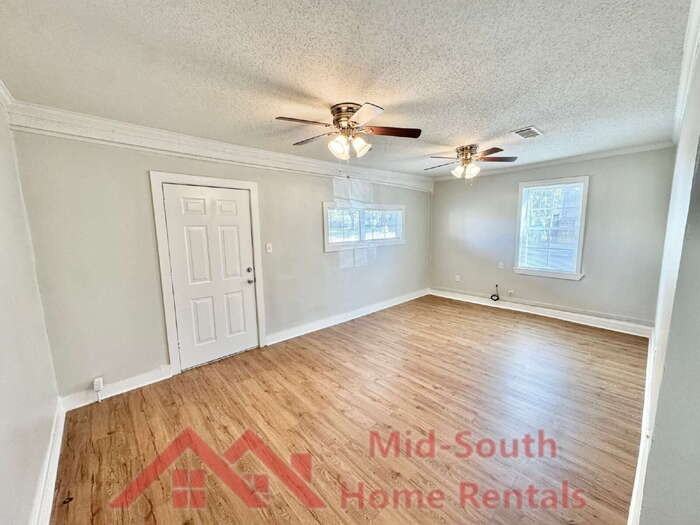 2603 Carnes Ave - Photo 4 of 22