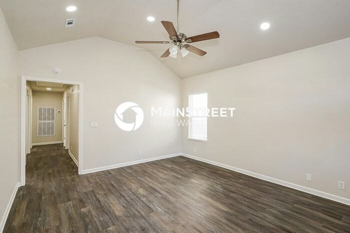 1789 Antebellum Dr - Photo 4 of 18