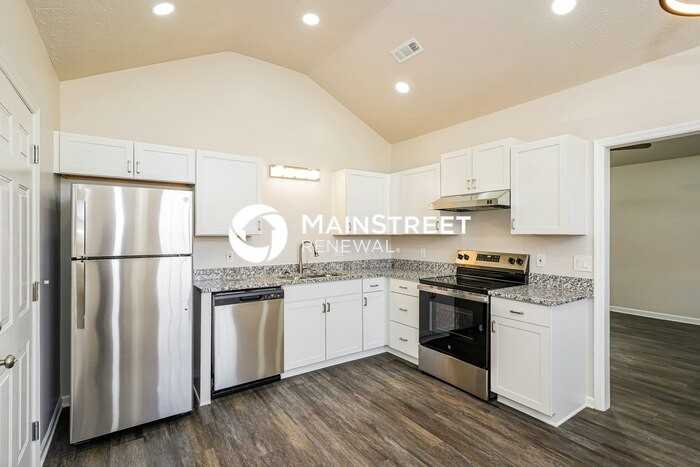 1789 Antebellum Dr - Photo 7 of 18