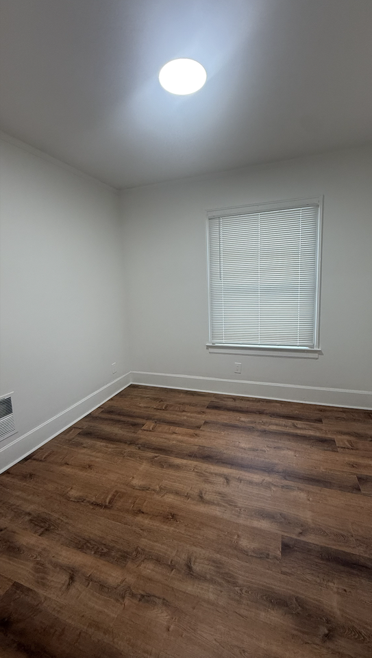 409 Raines Park #4 - Photo 5 of 8