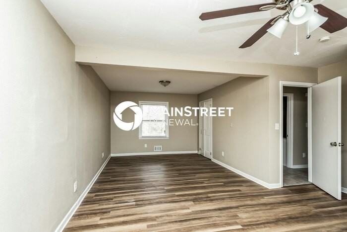 3835 Sunny Hill Dr - Photo 2 of 15