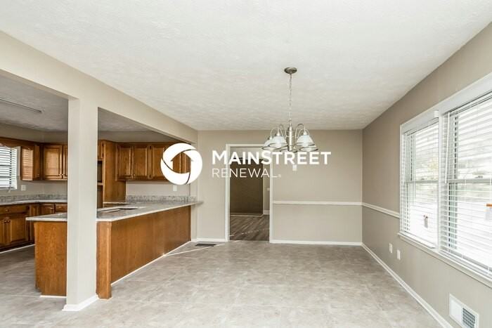 3835 Sunny Hill Dr - Photo 4 of 15