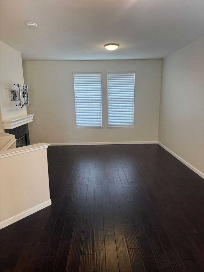 616 Arcadia Dr - Photo 4 of 14