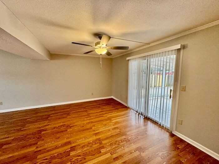 7814 Milton St Sw - Photo 6 of 29