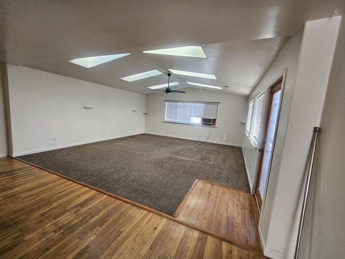 2055 Ives Ave - Photo 3 of 50