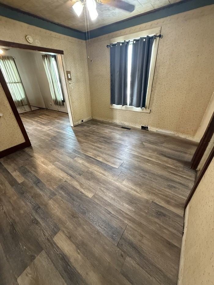 2254 Lee Ave - Photo 3 of 27