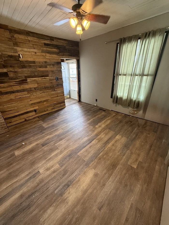 2254 Lee Ave - Photo 6 of 27