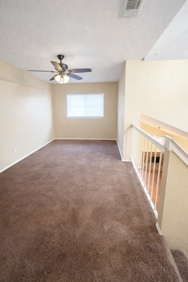 4376 Hulen Cir E - Photo 5 of 7