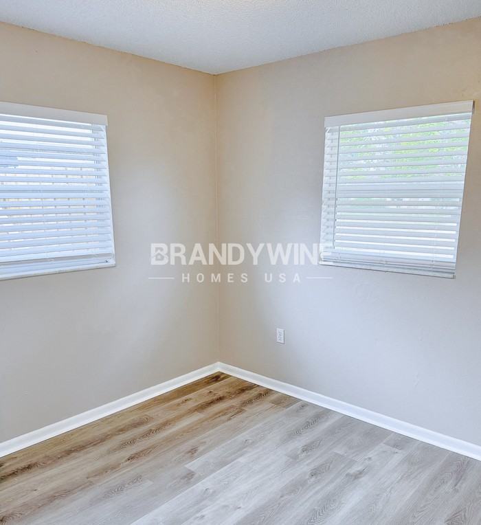 3202 Needles Dr - Photo 7 of 15