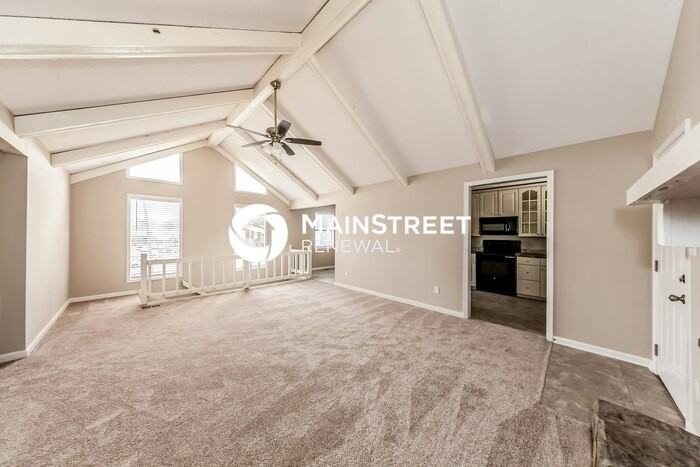 6101 Meadow Crest Cir - Photo 5 of 17