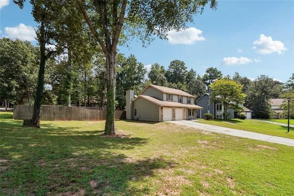 5320 Kelleys Creek Dr - Photo 3 of 25