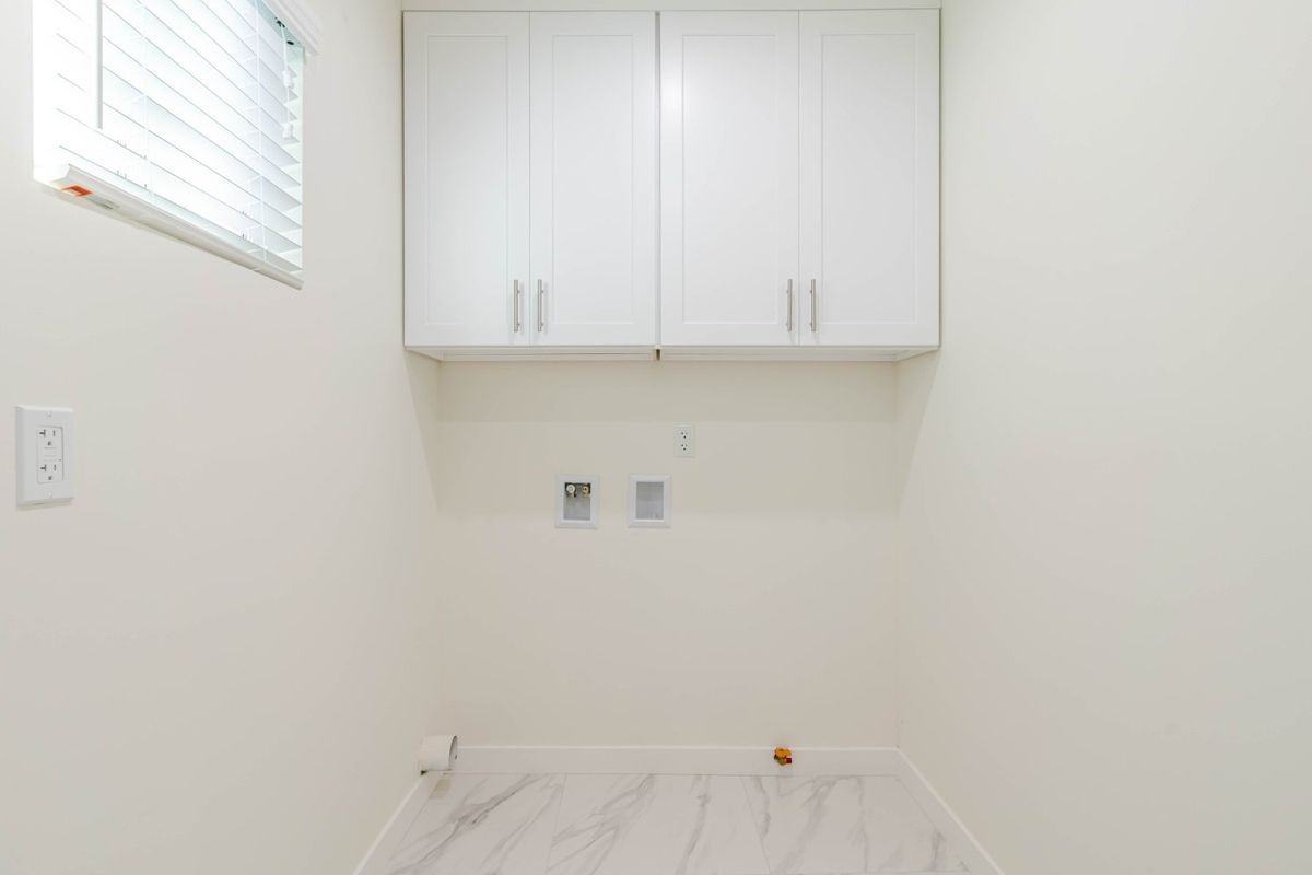 5407 La Mirada Ave - Photo 2 of 11