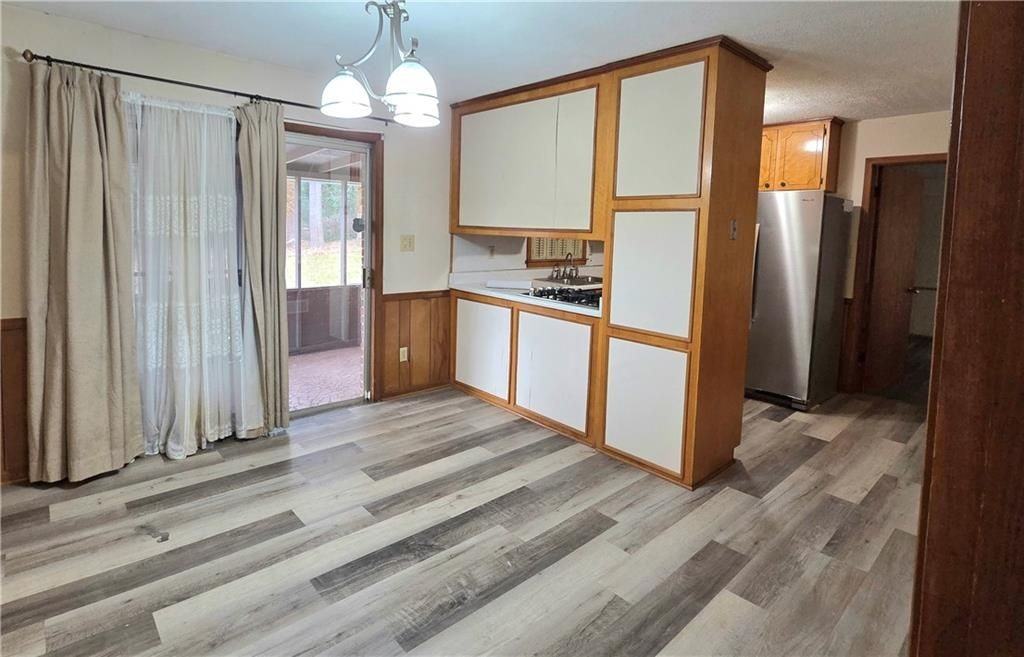 6593 Katie Ln - Photo 4 of 24