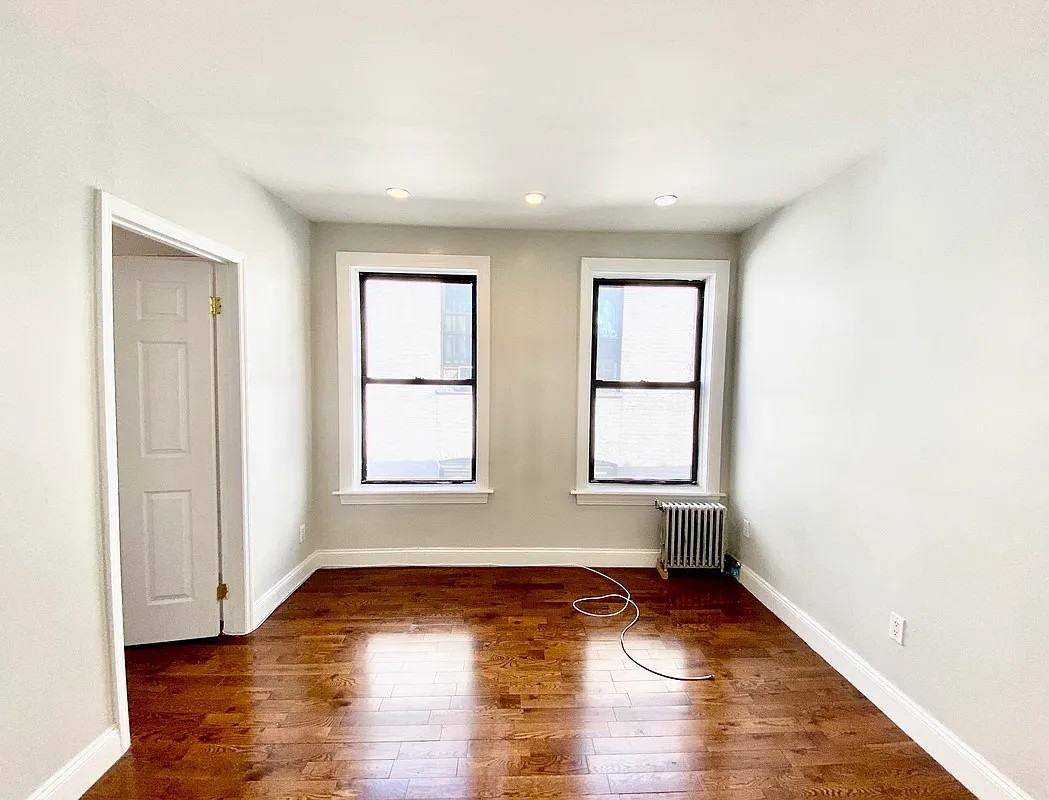 539 W 156th St #19 - Photo 4 of 16