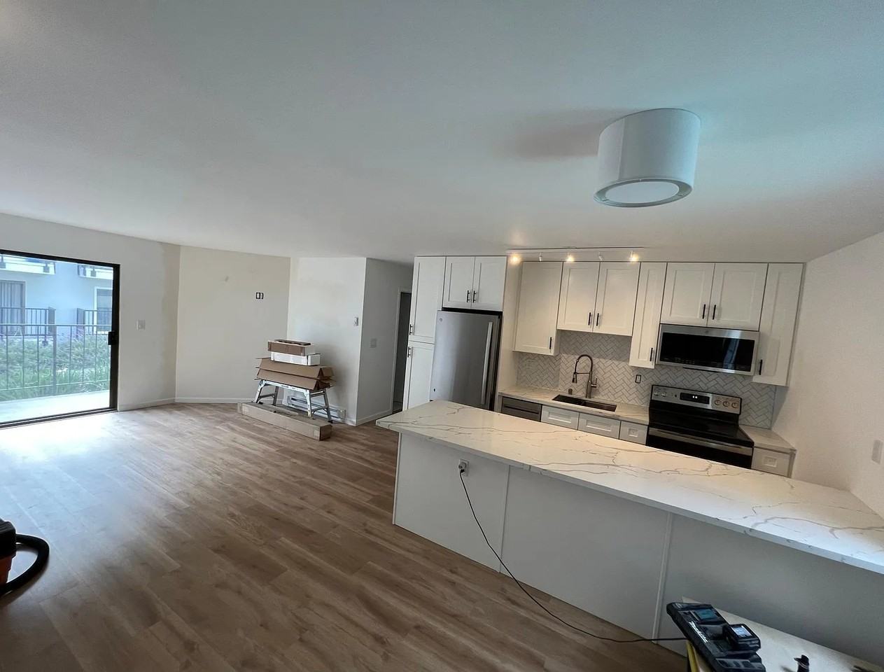 825 Balboa Ave #107 - Photo 4 of 24