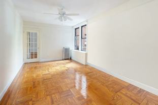 828 Gerard Ave #1E - Photo 1 of 1