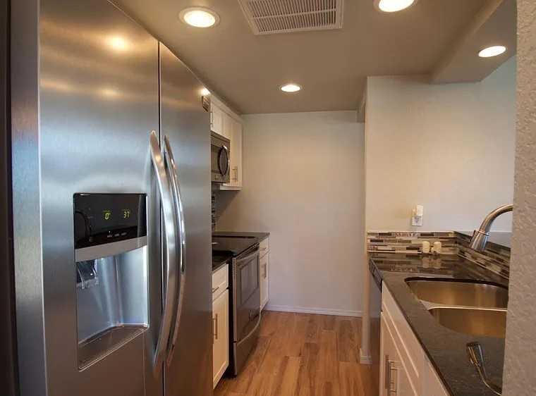 931 Nw 7th St #100 - Photo 7 of 16