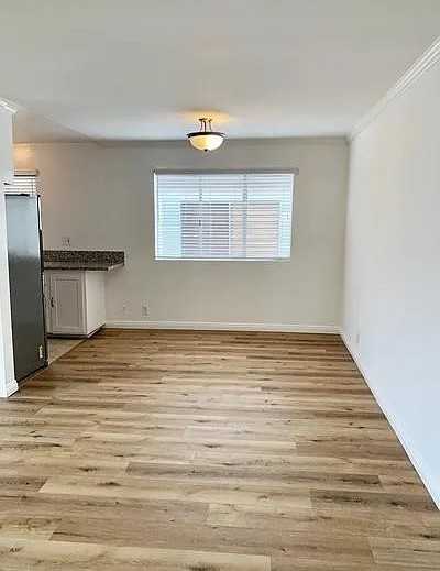 1101 Lincoln Blvd #3B - Photo 2 of 29