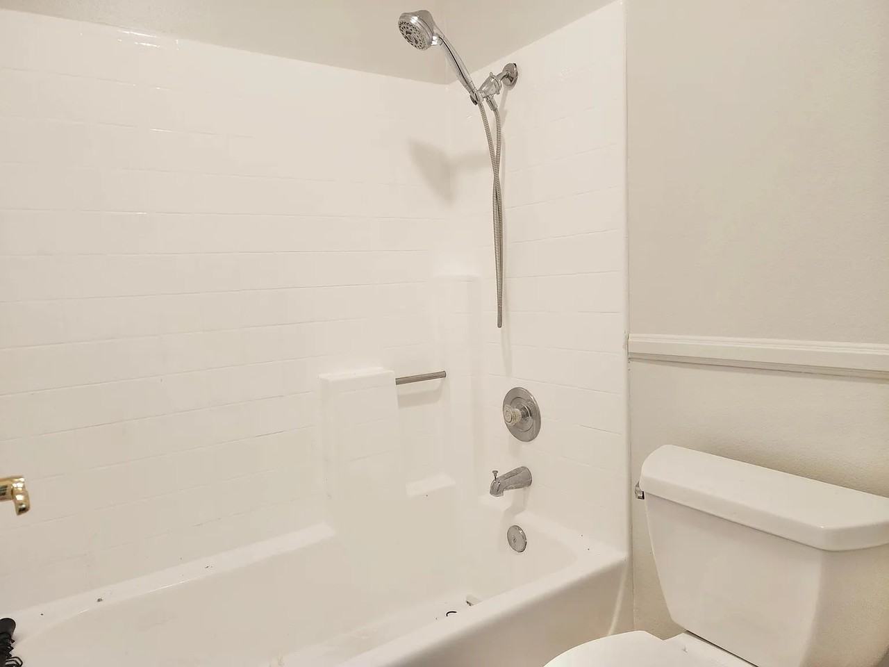 74 Via Terrano - Photo 2 of 8