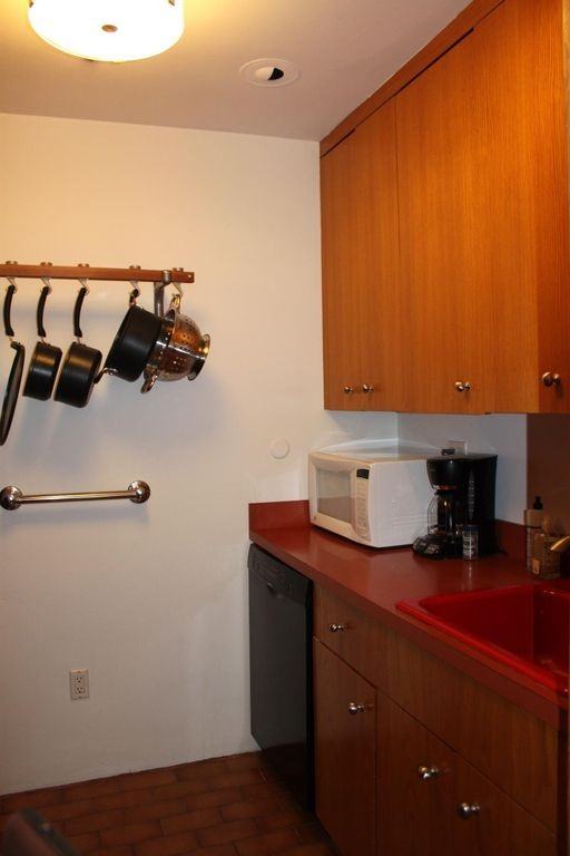 45 Union Park - Photo 4 of 6