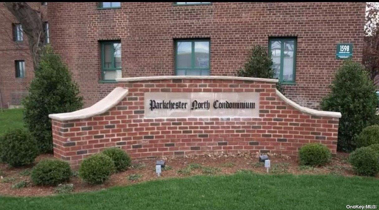 1527 Metropolitan Ave #2A - Photo 6 of 8