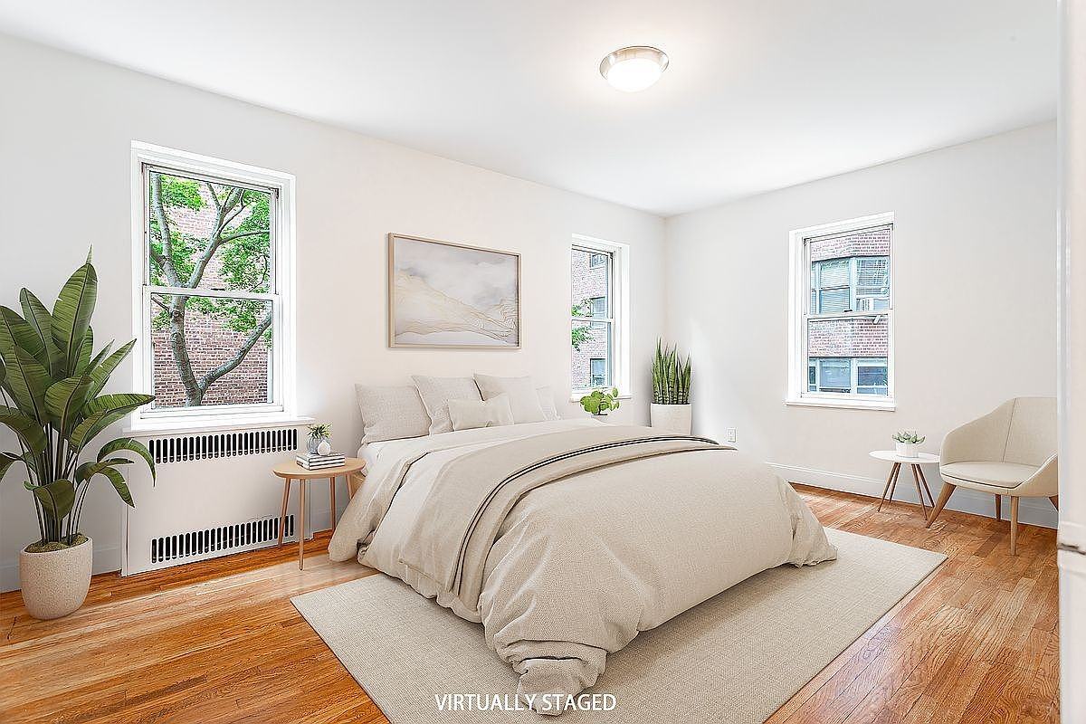 520 E 90th St #3J - Photo 2 of 5